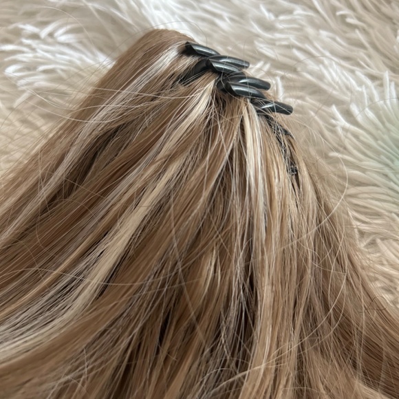 Bloom Beauty Pony Tail Hair Clip ~ 14” in length with highlights - Picture 4 of 4